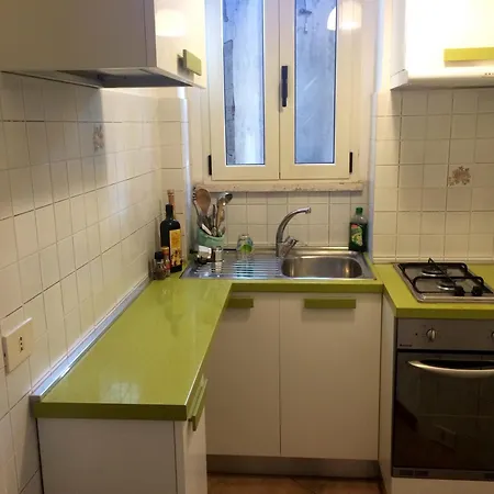 Xx Settembre House In The With Garden בית נופש